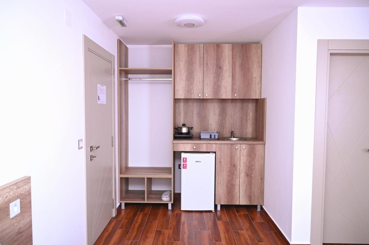 Dona, Altina Aparthotel Belgrade Luaran gambar