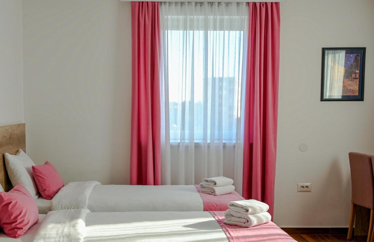 Dona, Altina Aparthotel Belgrade Luaran gambar